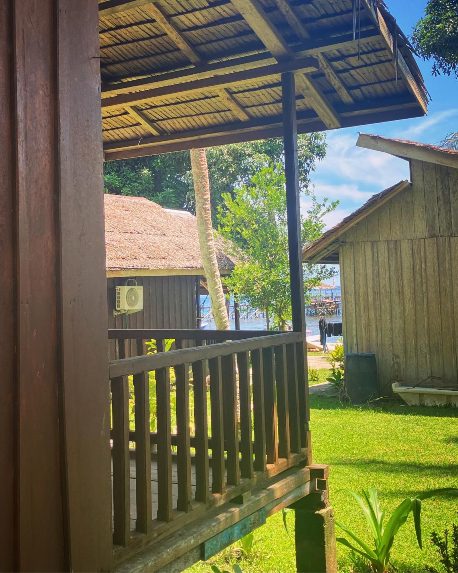 Pristine Paradise Dive Resort - Togean Islands, Una Una Pulau Unauna Экстерьер фото